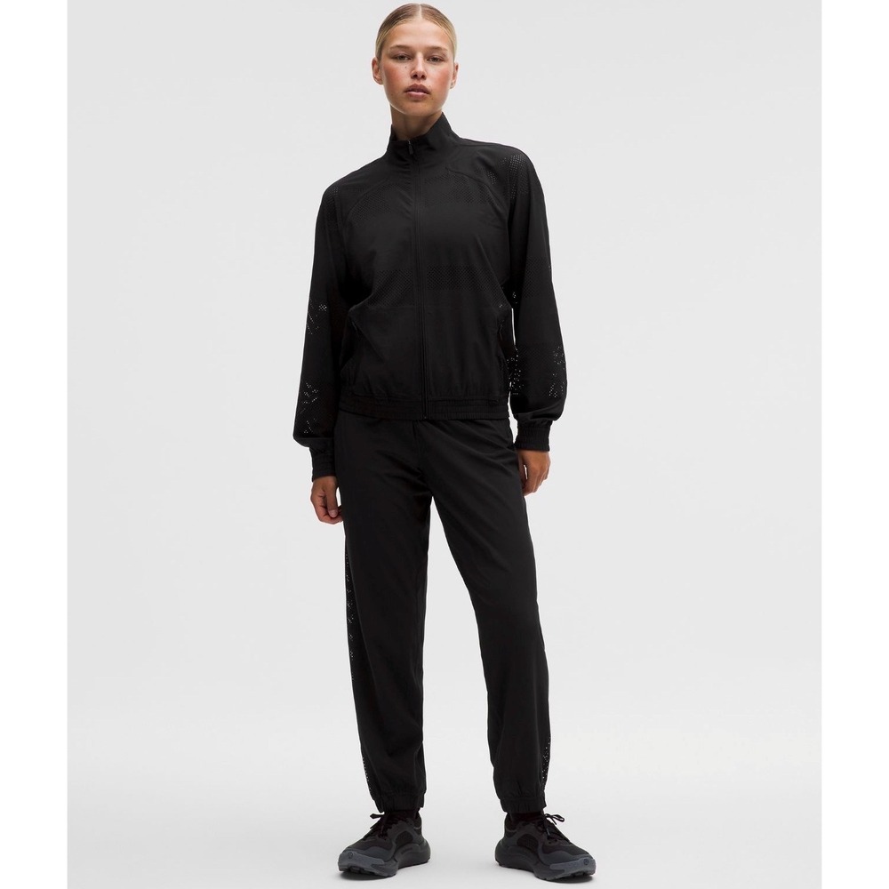 Lululemon Adapted State Mid-Rise‎ Jogger Perforated Stripe Black Size 12 NWT